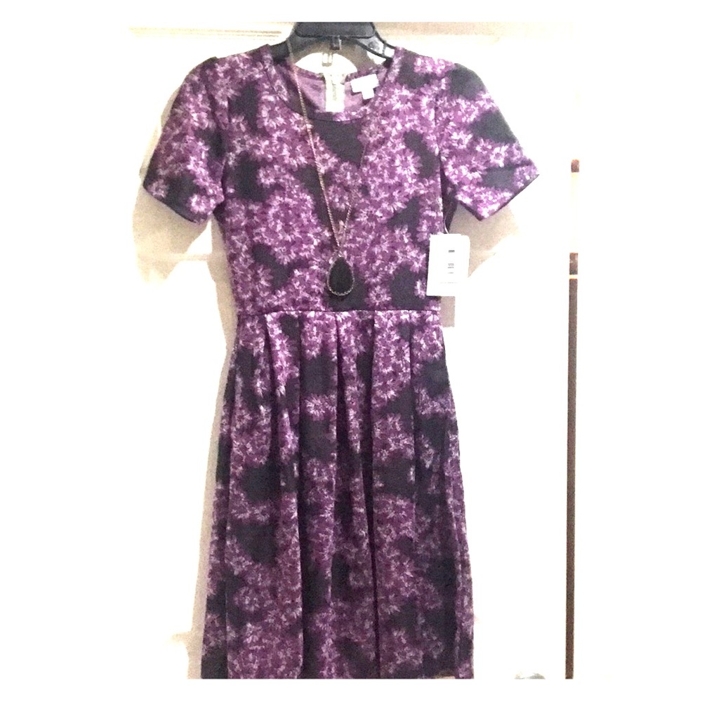 Lularoe Amelia